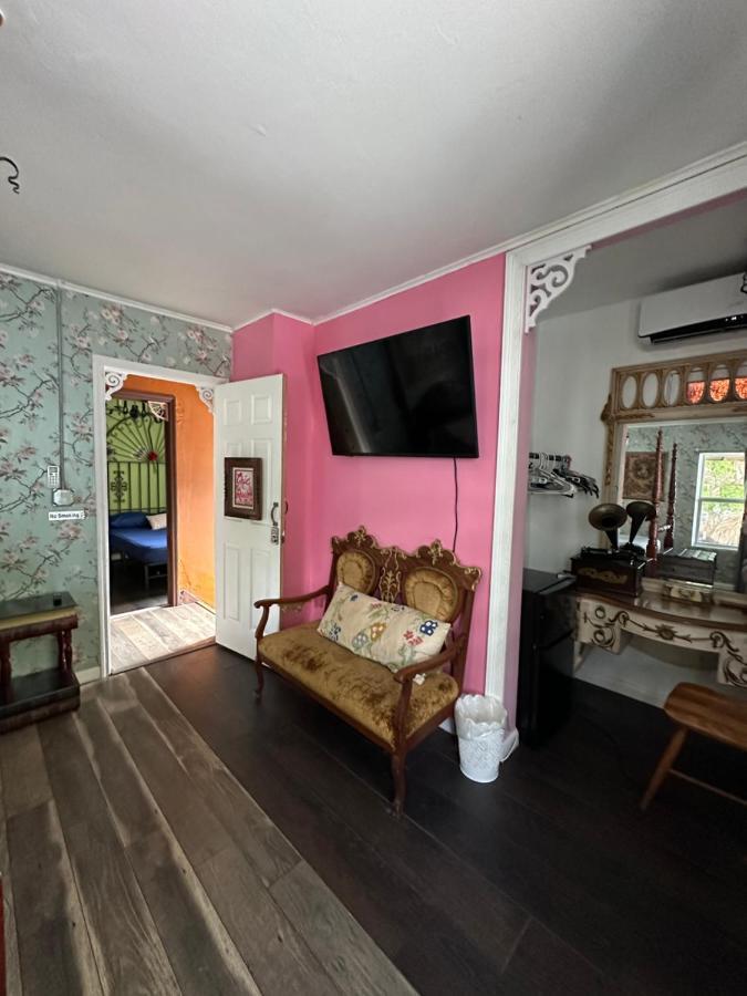 Oqp Vacations Hostel Miami Exterior photo